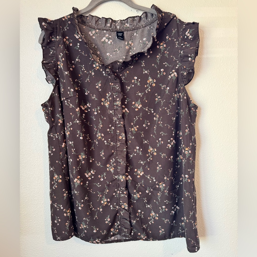 Floral Blouse‎ NWOT